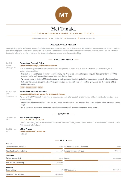 Modern Elegant CV template preview — a modern résumé layout