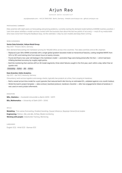 Modern Minimal CV template preview — a modern résumé layout