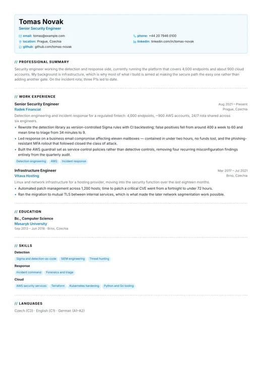 Modern Tech CV template preview — a modern résumé layout